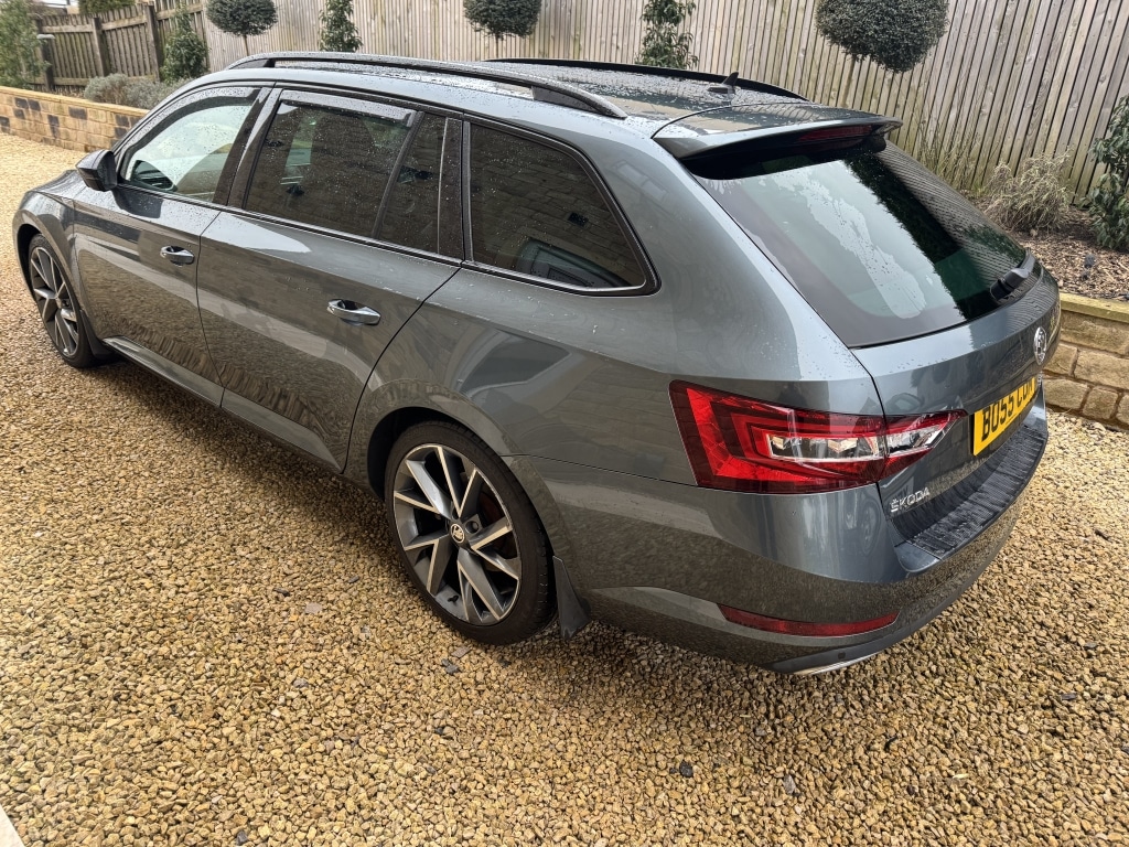 Used Skoda Superb 2017 for sale - 76687517: Photo 44