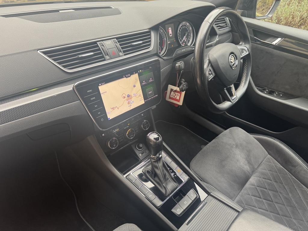 Used Skoda Superb 2017 for sale - 76687517: Photo 60