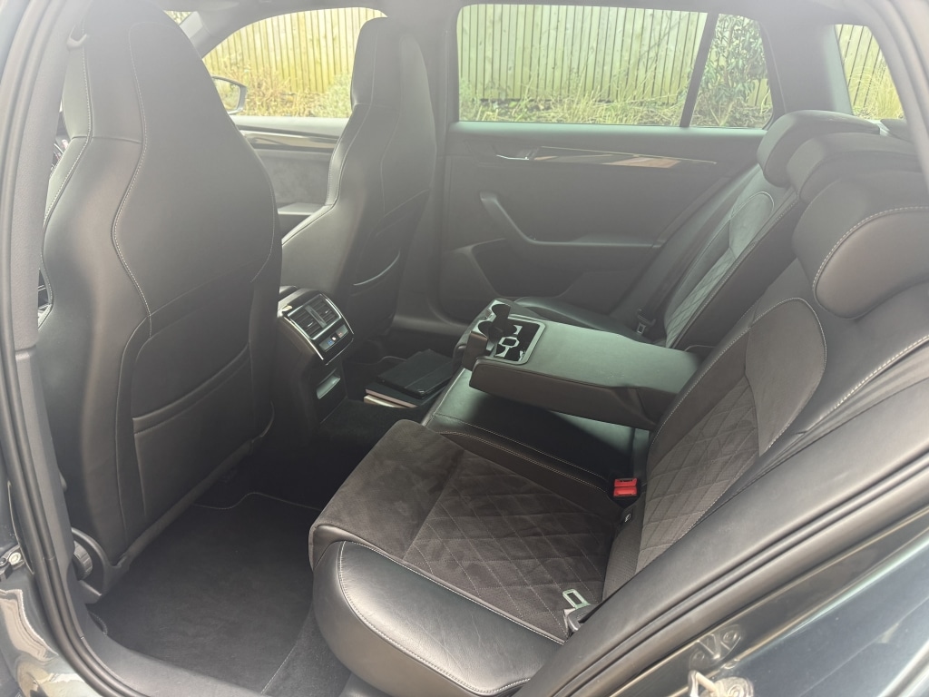 Used Skoda Superb 2017 for sale - 76687517: Photo 63