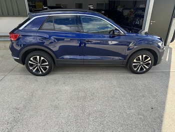 Used Volkswagen T-Roc 2020 for sale - 76041511: Photo 2