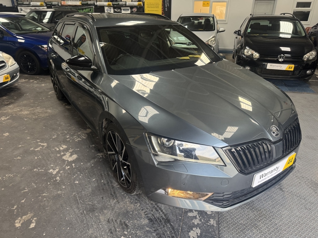 Used Skoda Superb 2017 for sale - 76832937: Photo 1