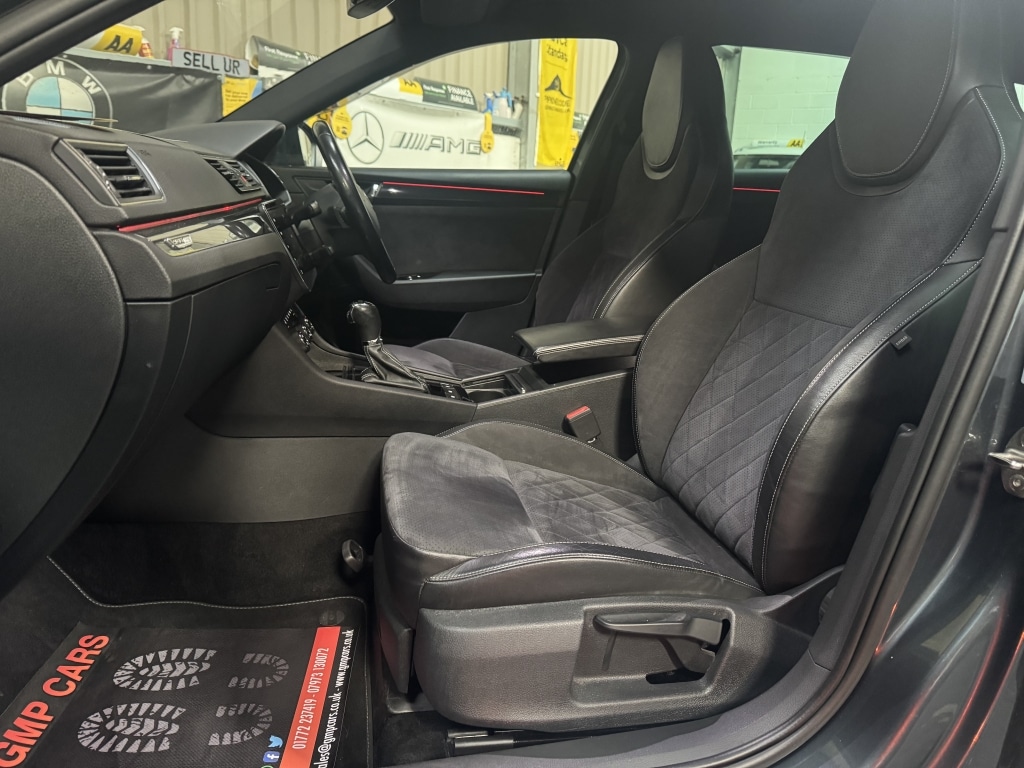 Used Skoda Superb 2017 for sale - 76832937: Photo 13