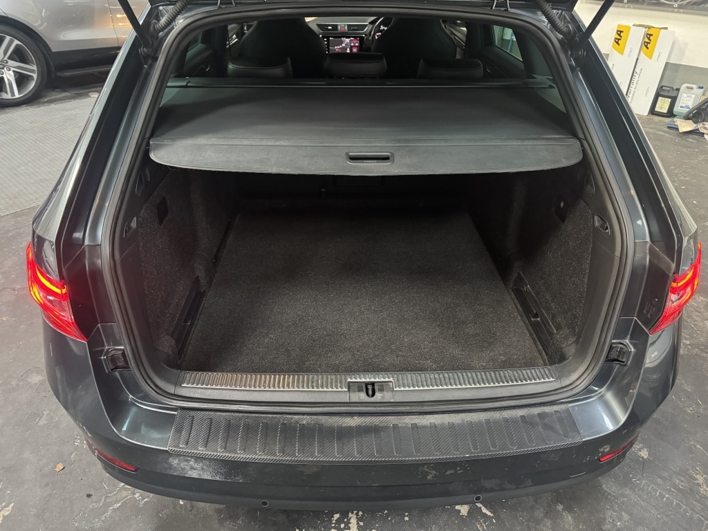 Used Skoda Superb 2017 for sale - 76832937: Photo 20