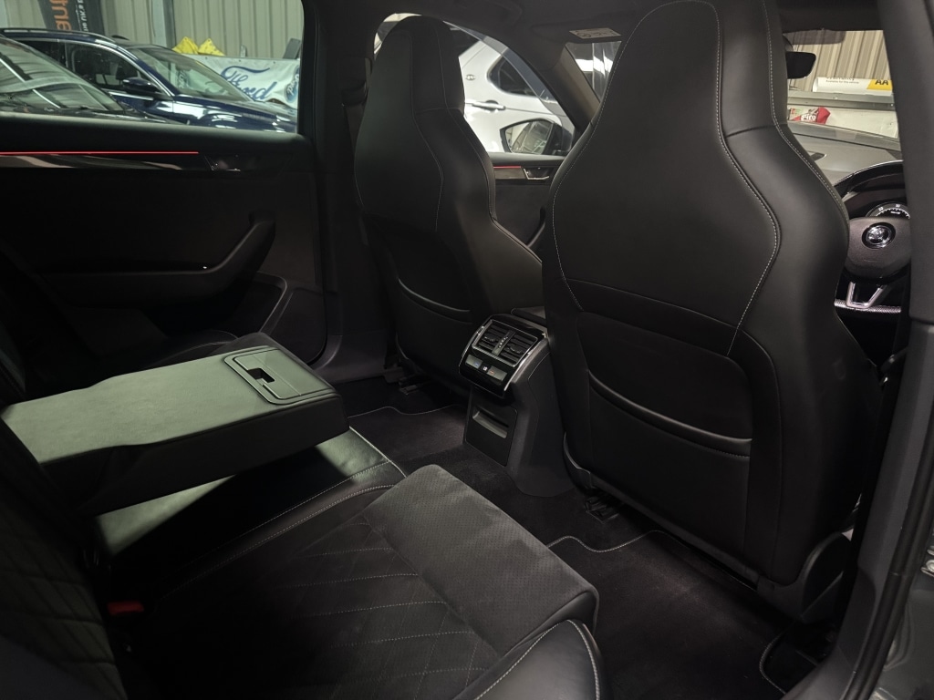 Used Skoda Superb 2017 for sale - 76832937: Photo 21