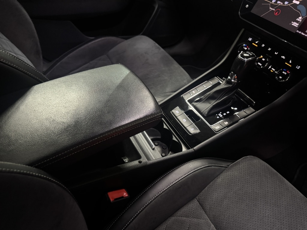 Used Skoda Superb 2017 for sale - 76832937: Photo 33