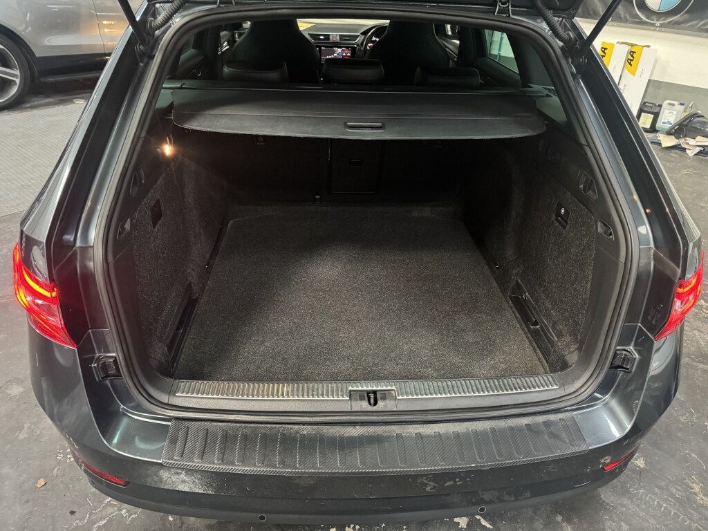 Used Skoda Superb 2017 for sale - 76832937: Photo 40