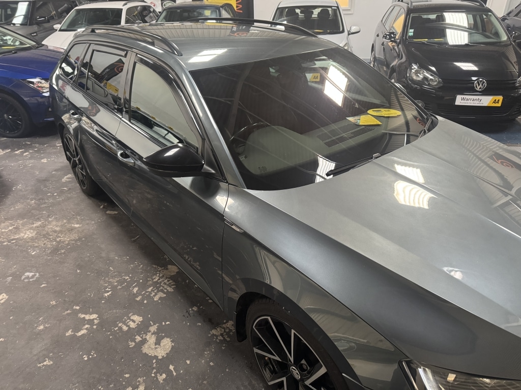 Used Skoda Superb 2017 for sale - 76832937: Photo 6