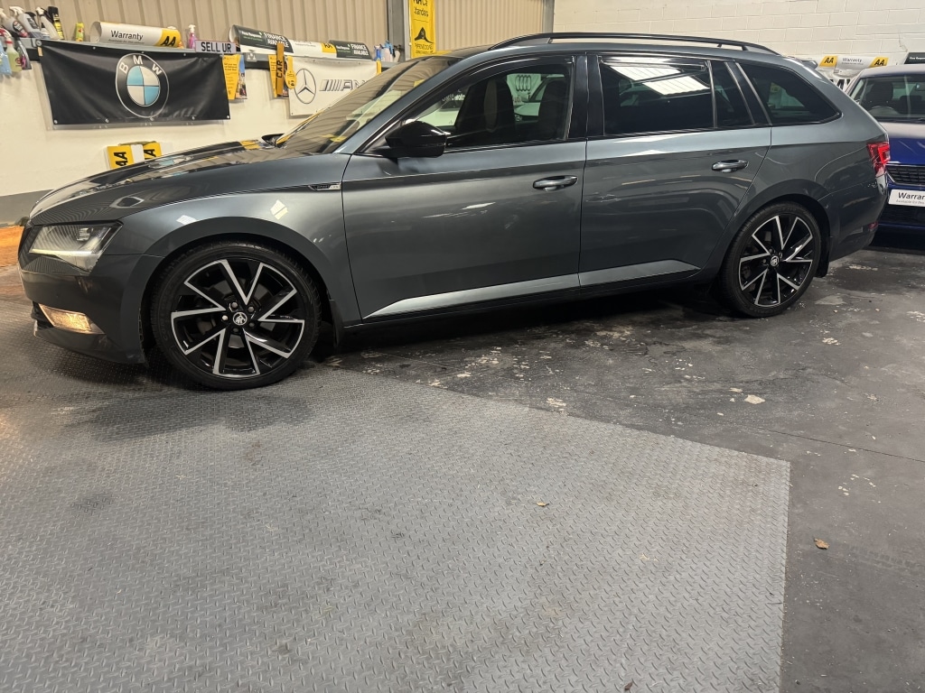 Used Skoda Superb 2017 for sale - 76832937: Photo 8