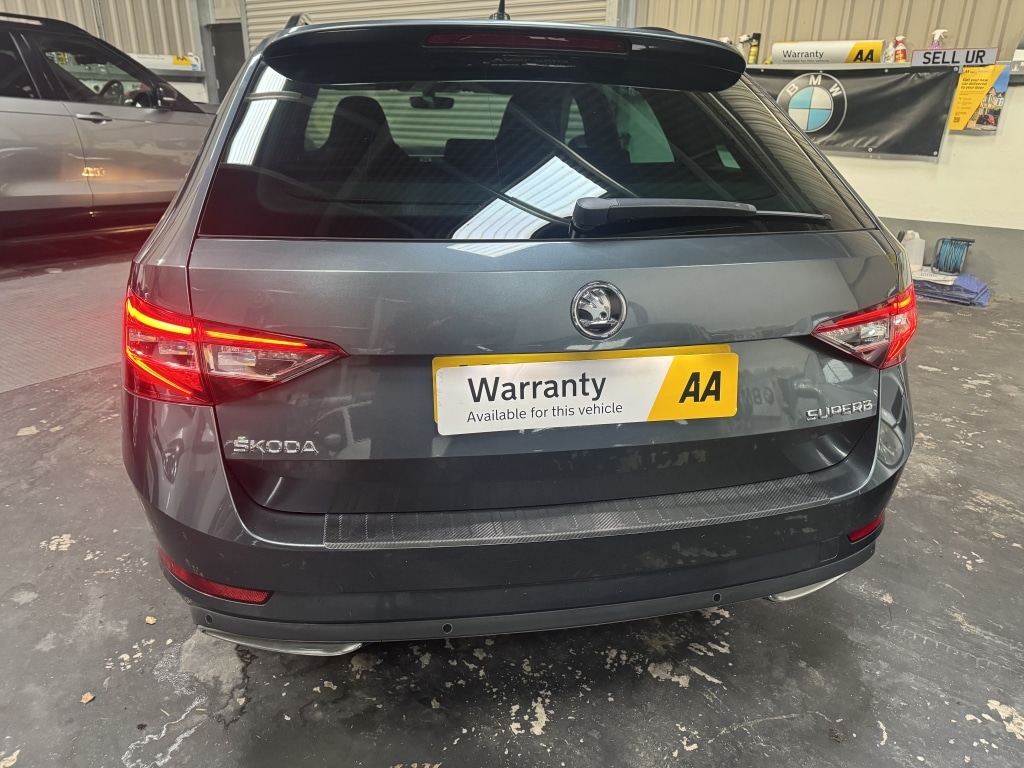 Used Skoda Superb 2017 for sale - 76832937: Photo 9