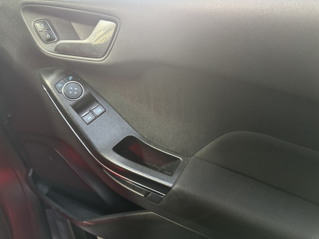 Used Ford Fiesta 2018 for sale - 76591650: Photo 17