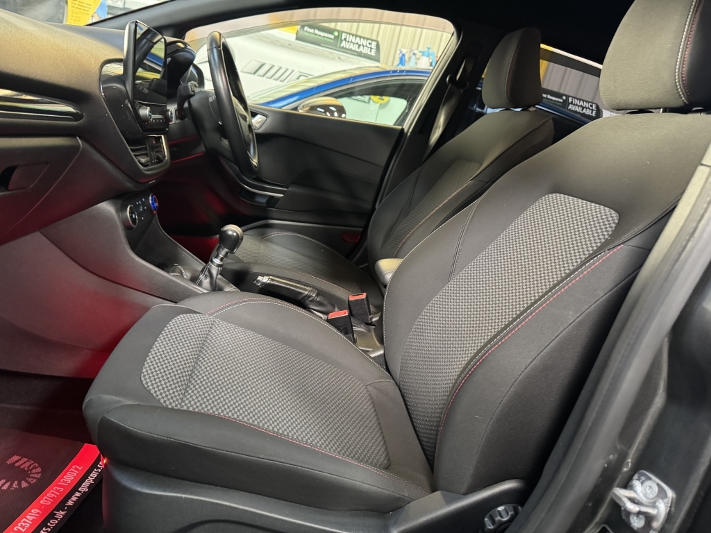 Used Ford Fiesta 2018 for sale - 76591650: Photo 36