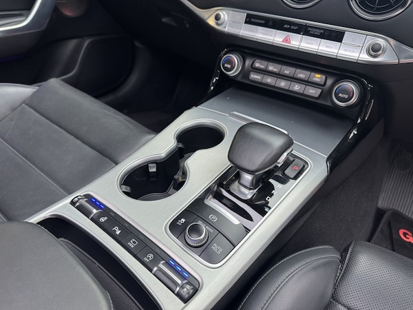 Used Kia Stinger 2019 for sale - 76305763: Photo 27