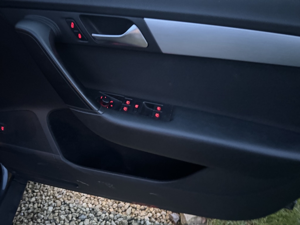 Used Volkswagen Passat 2012 for sale - 77100379: Photo 39