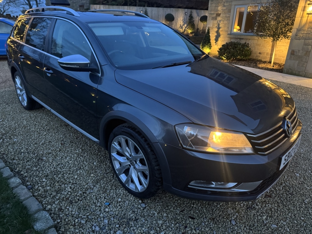 Used Volkswagen Passat 2012 for sale - 77100379: Photo 4