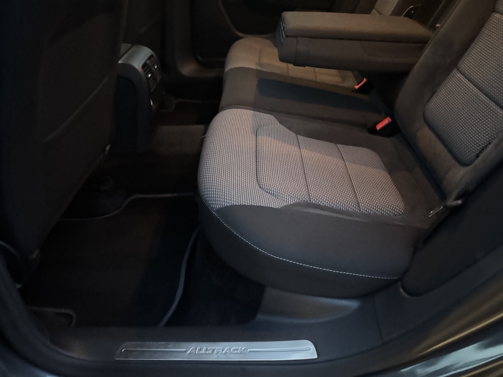 Used Volkswagen Passat 2012 for sale - 77100379: Photo 45