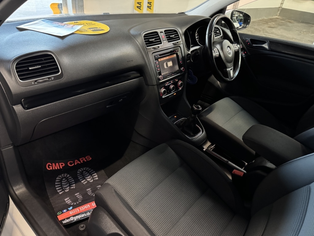Used Volkswagen Golf 2010 for sale - 76378912: Photo 11