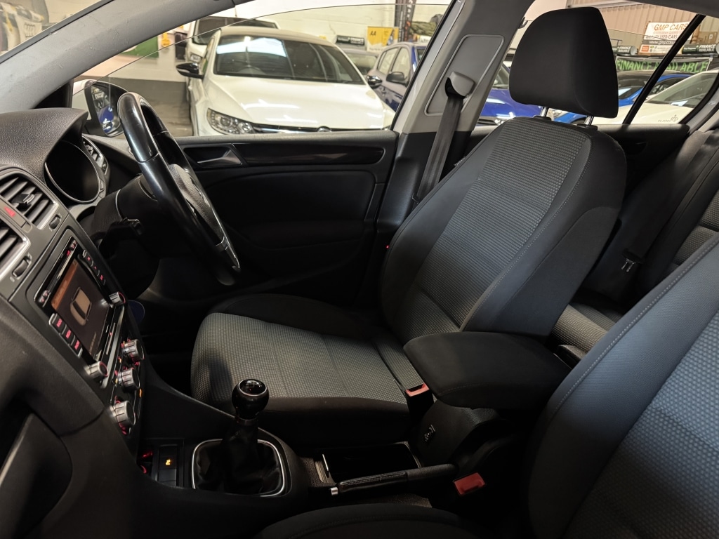 Used Volkswagen Golf 2010 for sale - 76378912: Photo 14