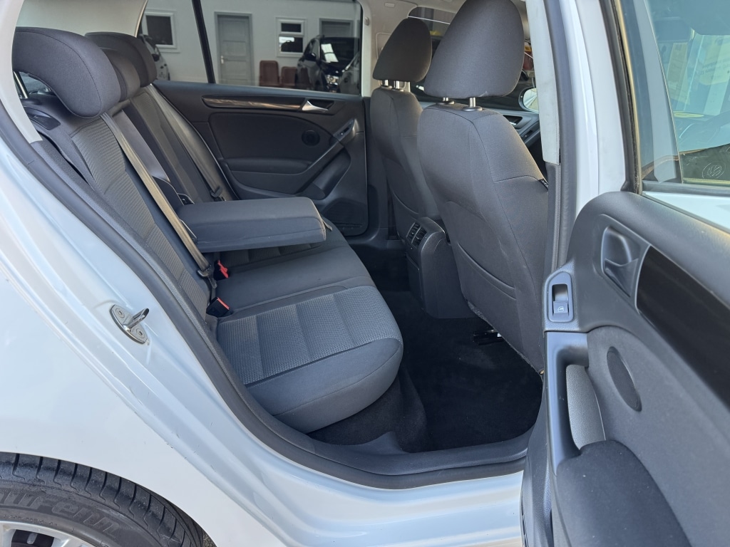 Used Volkswagen Golf 2010 for sale - 76378912: Photo 44