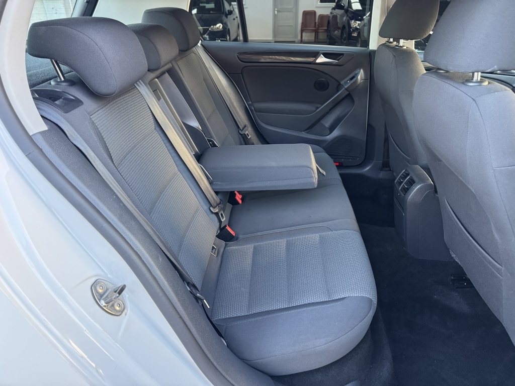 Used Volkswagen Golf 2010 for sale - 76378912: Photo 45