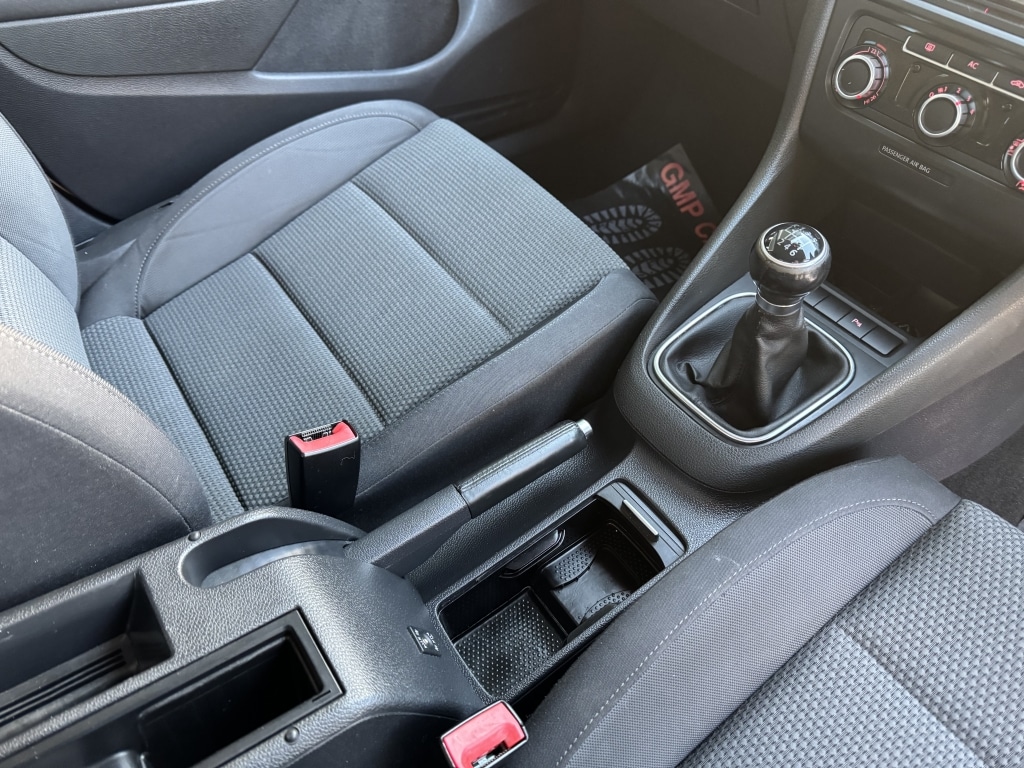 Used Volkswagen Golf 2010 for sale - 76378912: Photo 49