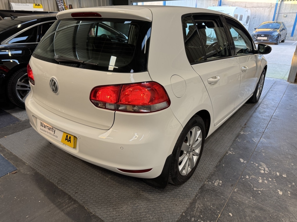 Used Volkswagen Golf 2010 for sale - 76378912: Photo 5