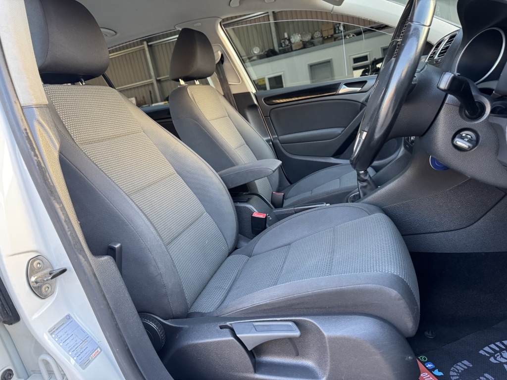 Used Volkswagen Golf 2010 for sale - 76378912: Photo 52