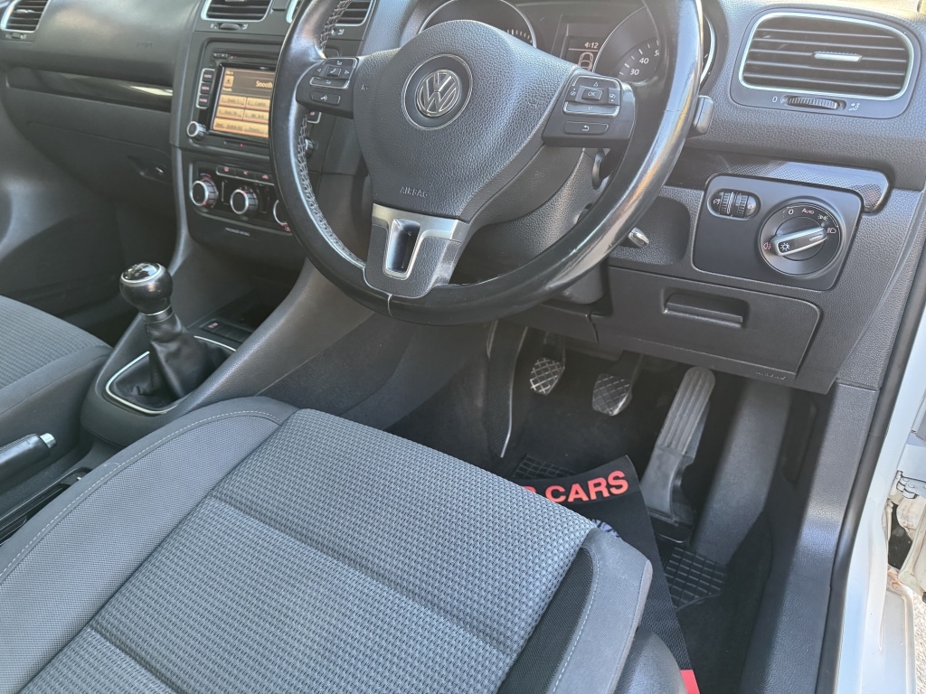 Used Volkswagen Golf 2010 for sale - 76378912: Photo 54