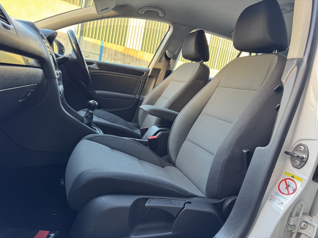 Used Volkswagen Golf 2010 for sale - 76378912: Photo 63