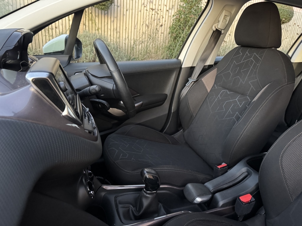 Used Peugeot 2008 2014 for sale - 76643735: Photo 15