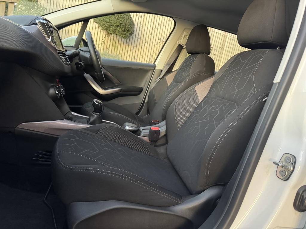 Used Peugeot 2008 2014 for sale - 76643735: Photo 17