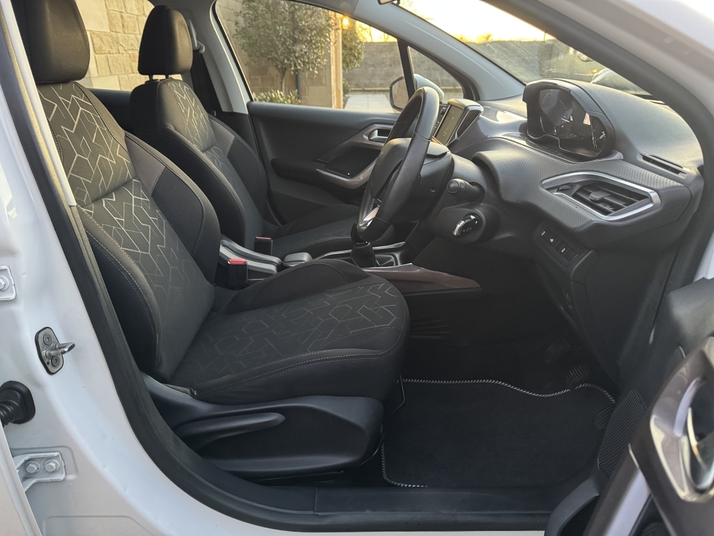 Used Peugeot 2008 2014 for sale - 76643735: Photo 23