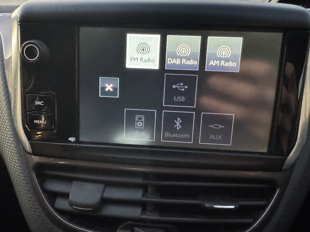 Used Peugeot 2008 2014 for sale - 76643735: Photo 32