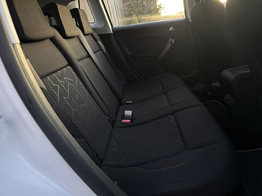 Used Peugeot 2008 2014 for sale - 76643735: Photo 41