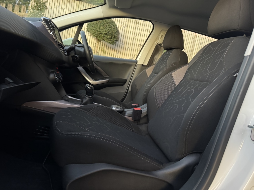 Used Peugeot 2008 2014 for sale - 76643735: Photo 47