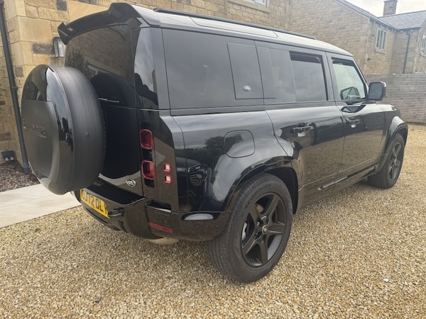 Used Land Rover Defender 110 2022 for sale - 76165308: Photo 14