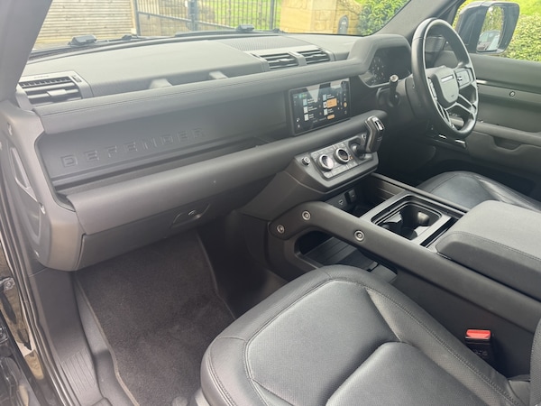 Used Land Rover Defender 110 2022 for sale - 76165308: Photo 19