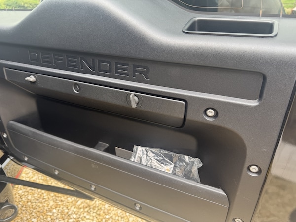 Used Land Rover Defender 110 2022 for sale - 76165308: Photo 32