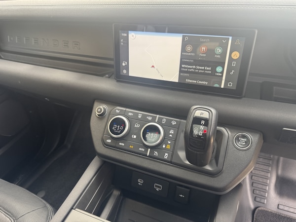 Used Land Rover Defender 110 2022 for sale - 76165308: Photo 38
