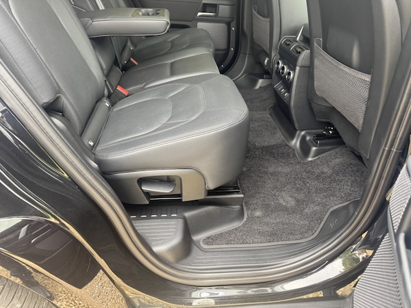 Used Land Rover Defender 110 2022 for sale - 76165308: Photo 44