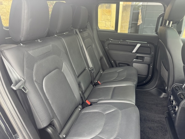 Used Land Rover Defender 110 2022 for sale - 76165308: Photo 45
