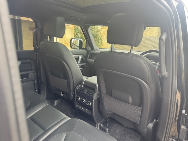 Used Land Rover Defender 110 2022 for sale - 76165308: Photo 47