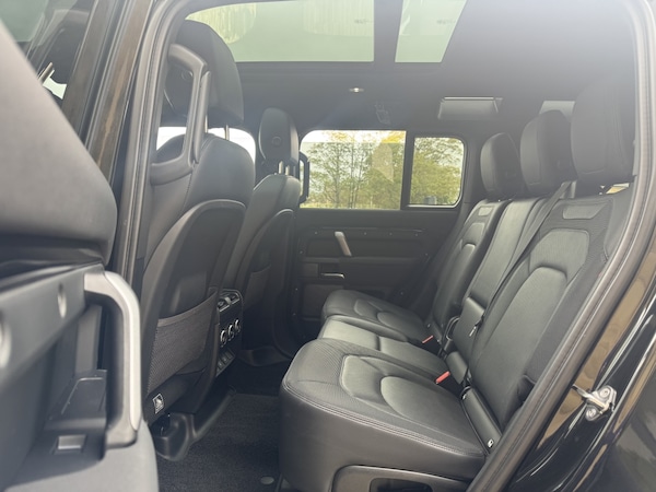 Used Land Rover Defender 110 2022 for sale - 76165308: Photo 52
