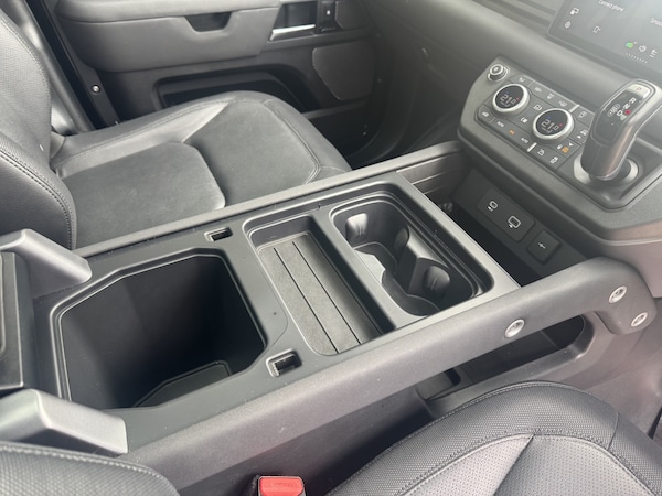 Used Land Rover Defender 110 2022 for sale - 76165308: Photo 91