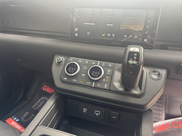 Used Land Rover Defender 110 2022 for sale - 76165308: Photo 92