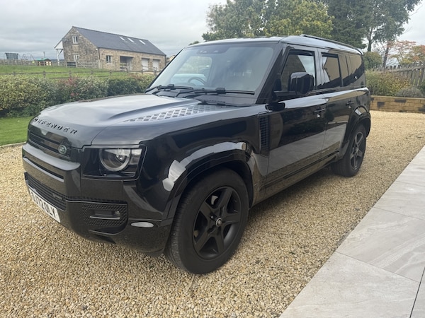 Used Land Rover Defender 110 2022 for sale - 76165308: Photo 9