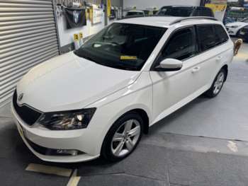 2017 (17) - 1.2 SE L TSI DSG 5DR Semi Automatic