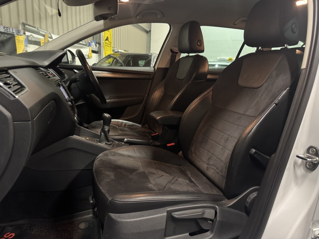 Used Skoda Octavia 2015 for sale - 76891572: Photo 10