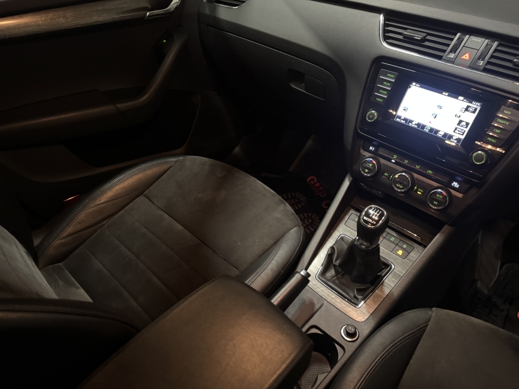 Used Skoda Octavia 2015 for sale - 76891572: Photo 21