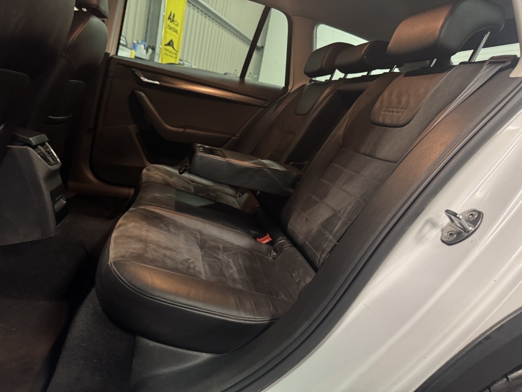 Used Skoda Octavia 2015 for sale - 76891572: Photo 38