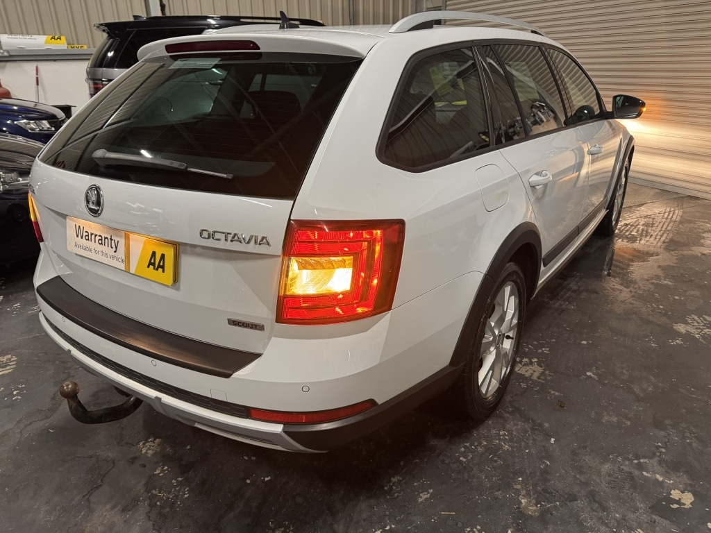 Used Skoda Octavia 2015 for sale - 76891572: Photo 4